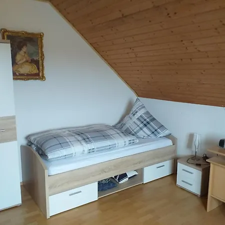 'am Bienwald' Apartment