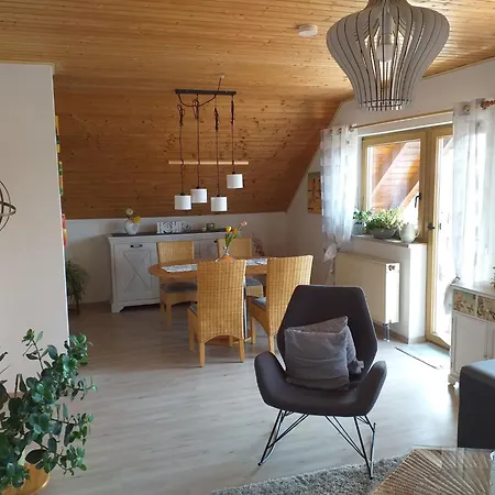 'am Bienwald' Apartment *