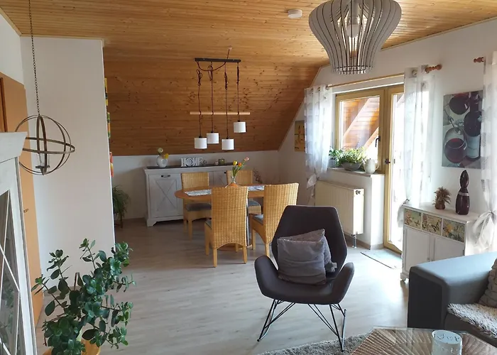 'am Bienwald' 公寓 *